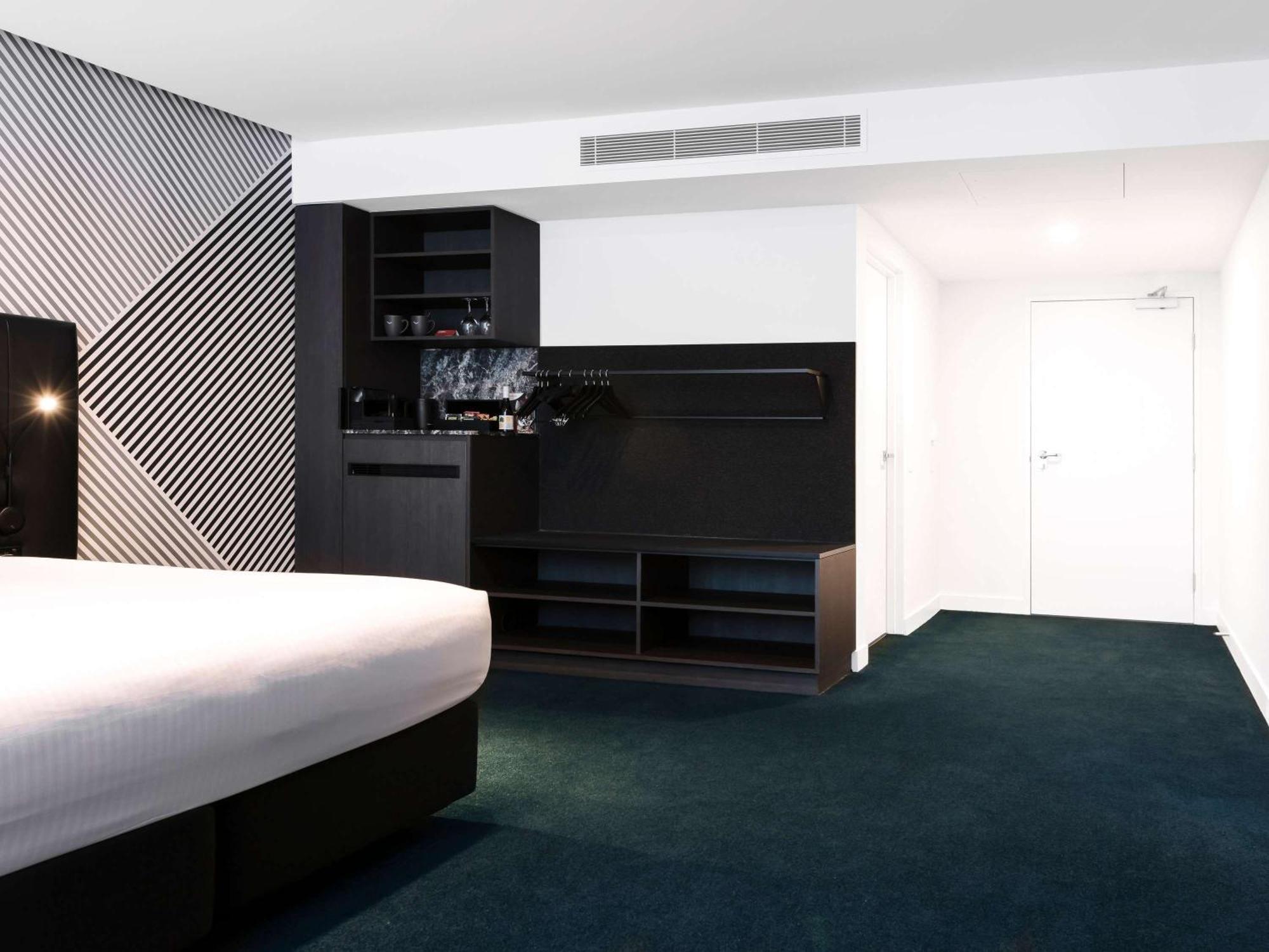 Movenpick Hotel Melbourne On Spencer Extérieur photo